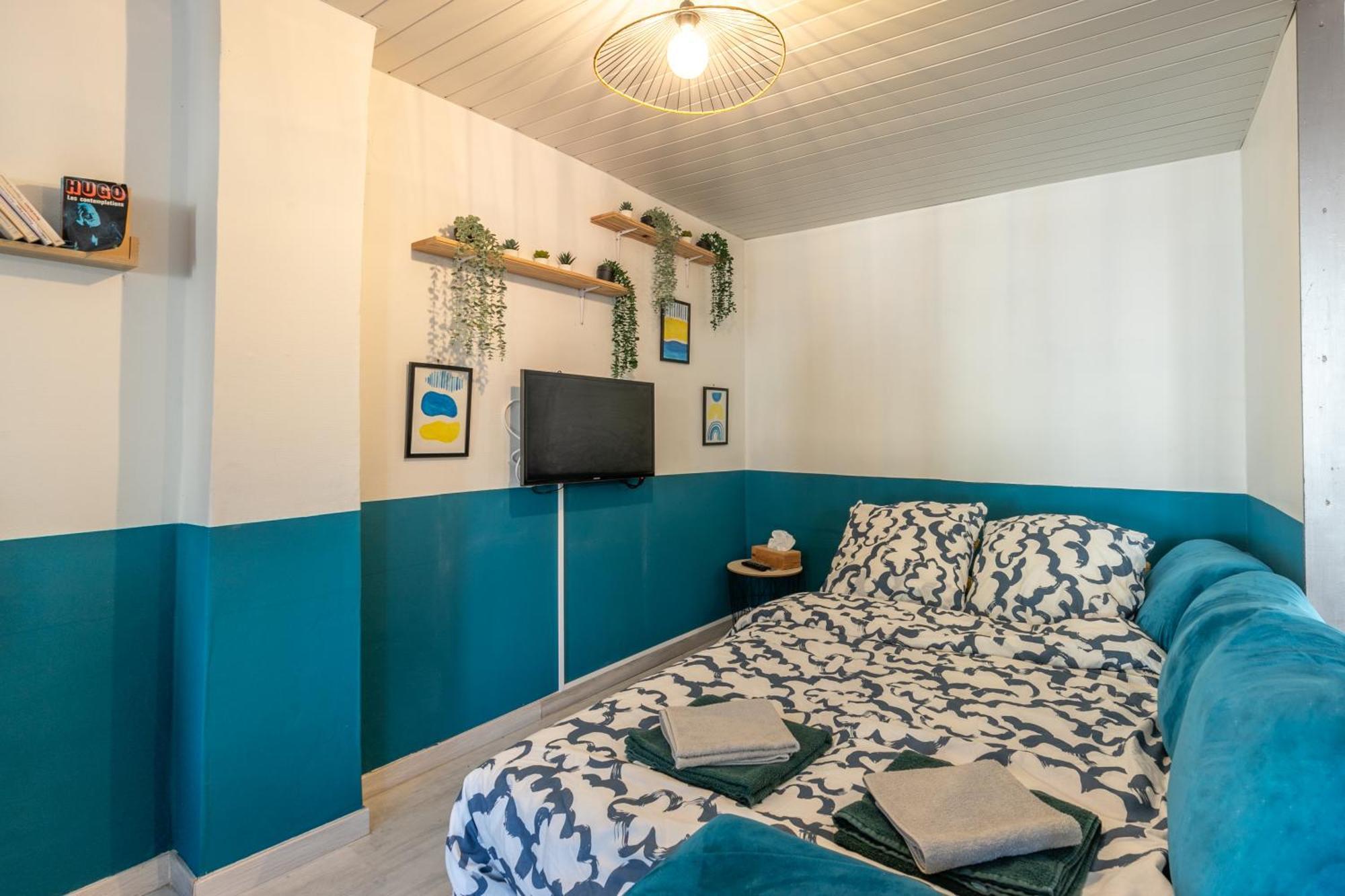 Le Petit Cocon Villa Levroux Bagian luar foto